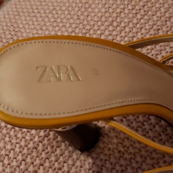 Heels - Picture 6 of 8